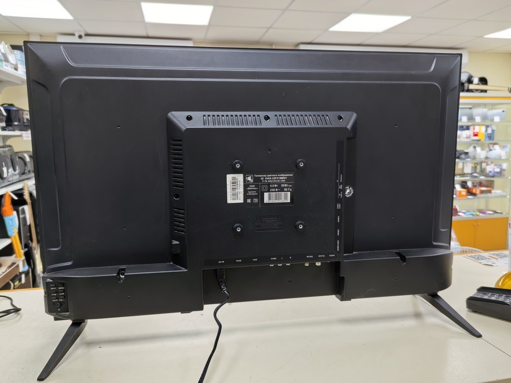 LED Телевизор HI VHIX-32F219MSY