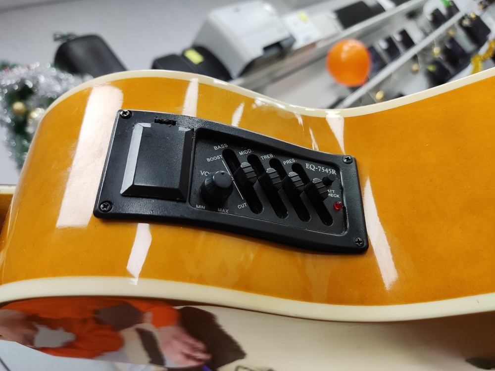 Гитара акустическая Elitaro E4050