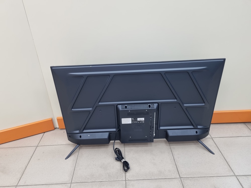 LED Телевизор BQ 42FS02B