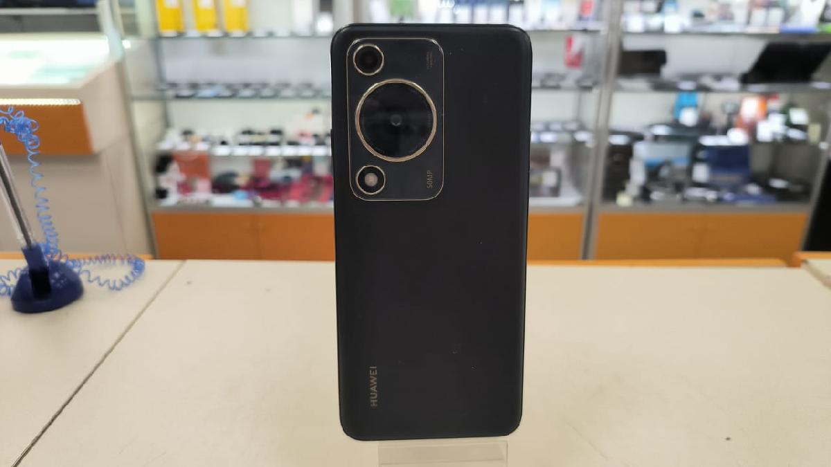 Смартфон Huawei Nova Y72S 128Gb