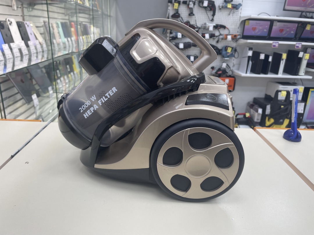 Пылесос Starwind SCV5625