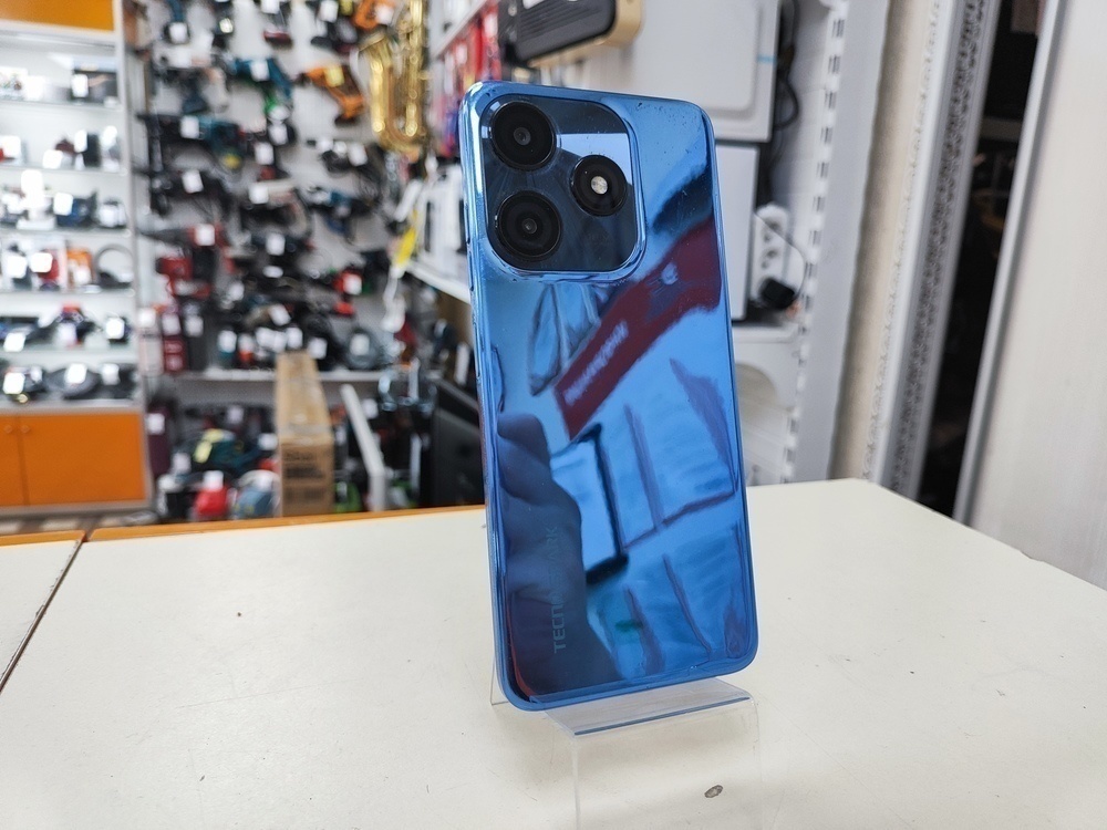 Смартфон Tecno SPARK 10C 4/64