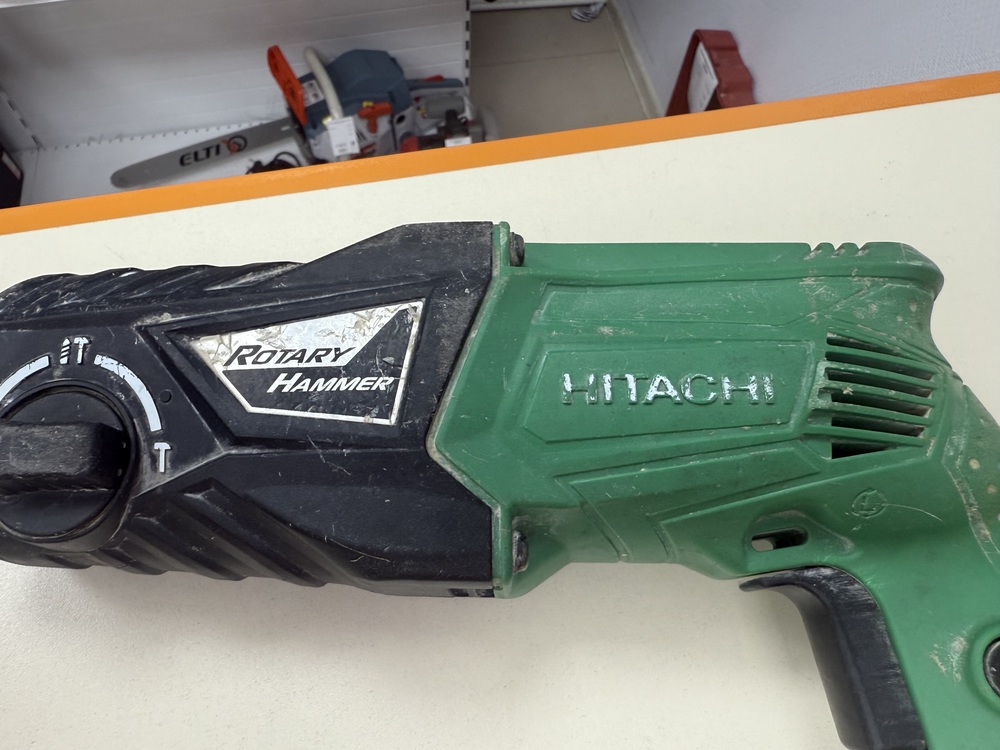 Перфоратор HITACHI DH24PH