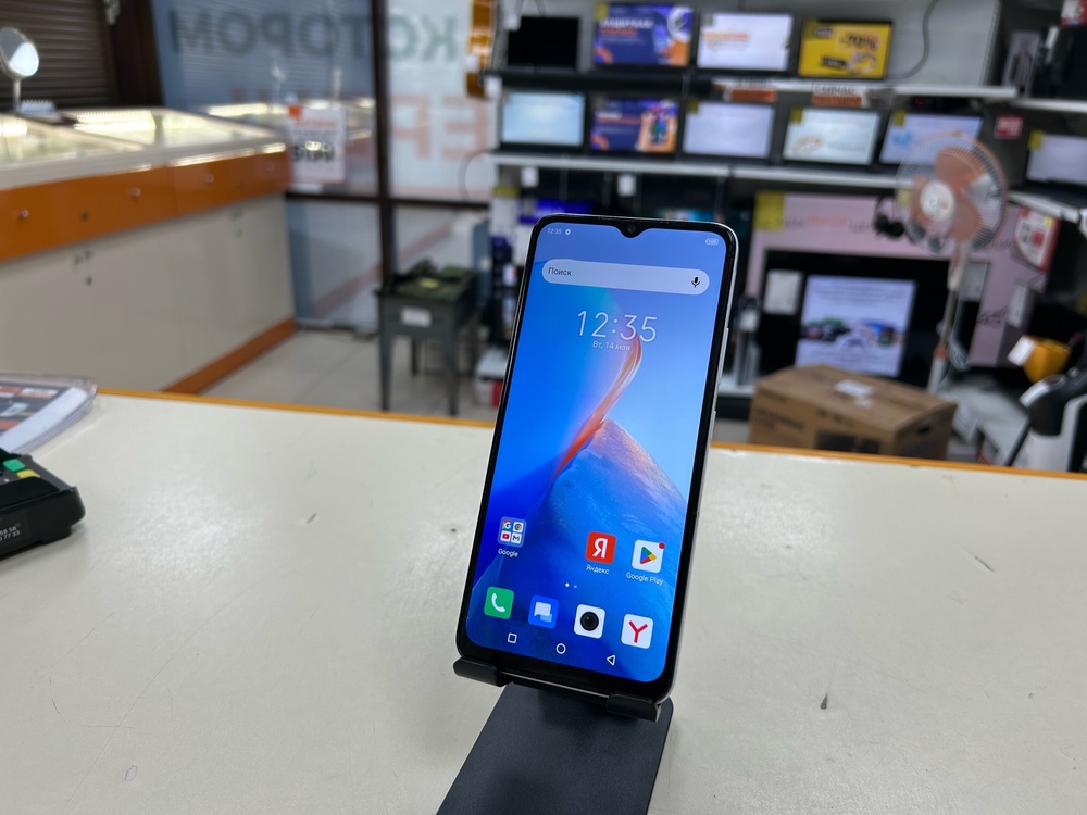 Смартфон Infinix Smart 7 HD 2/64
