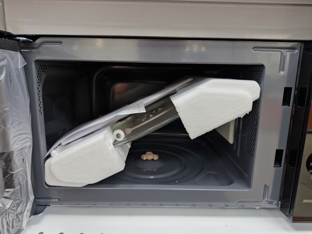 Микроволновая печь Midea MM7P012LV-B