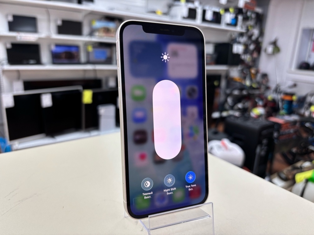 Смартфон Apple iPhone 12 64Gb