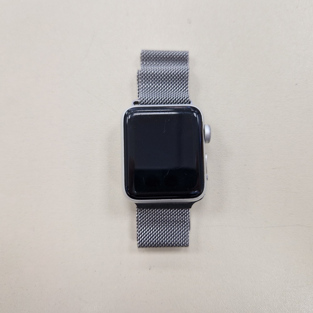 Смарт-часы Apple Watch Series 3 38 мм