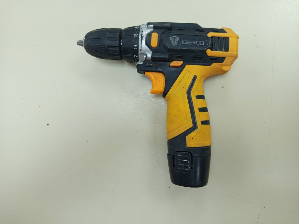 Шуруповерт Deko DKCD12FU