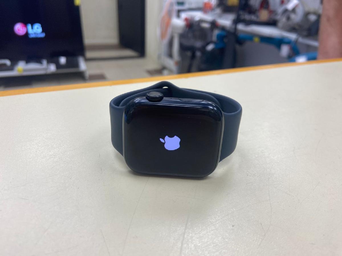 Смарт-часы Apple Watch Series 7 44mm