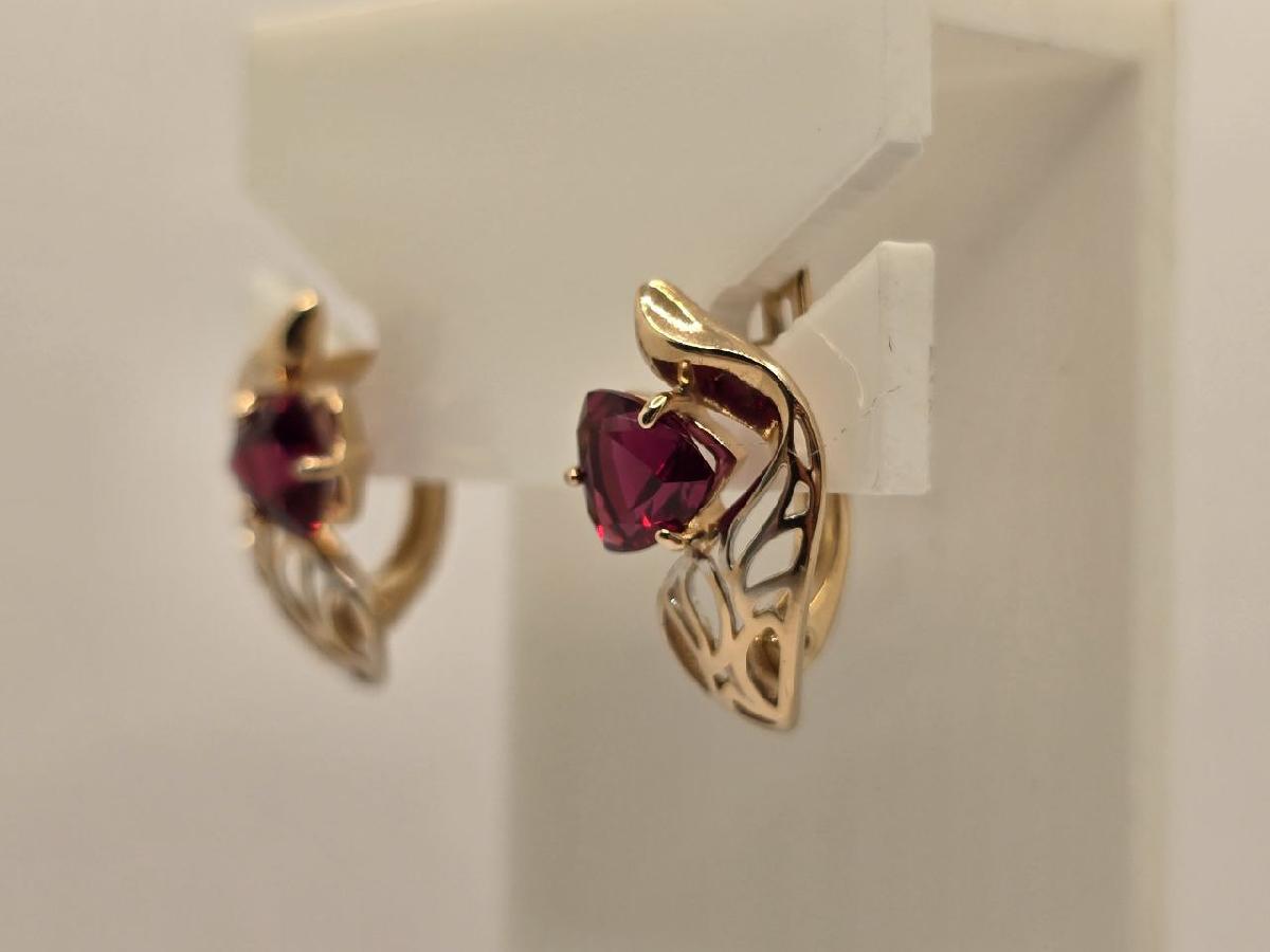 СКМ585 СЕРЬГИ С КАМНЕМ (Au 585)