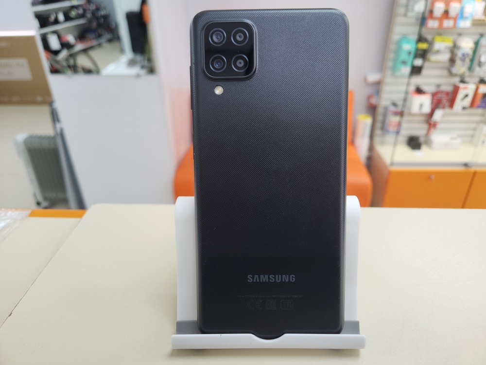 Смартфон Samsung Galaxy A12 4/64