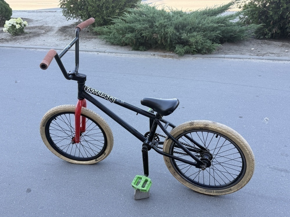 Велосипед BMX Millenium 20"