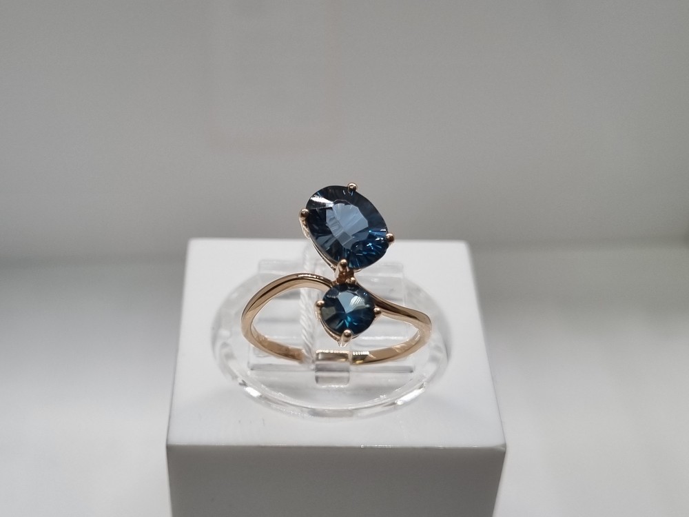 КОЛКМИ585 КОЛЬЦО С КАМНЯМИ (Au 585)