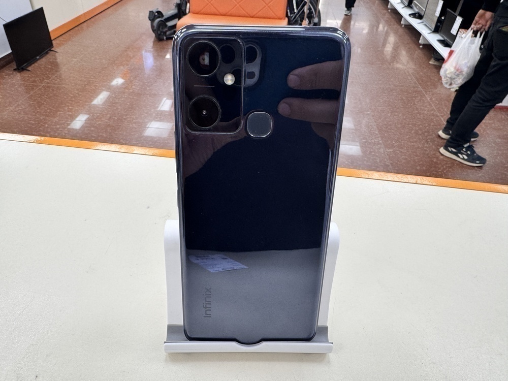Смартфон Infinix Smart 6 PLUS 2/64