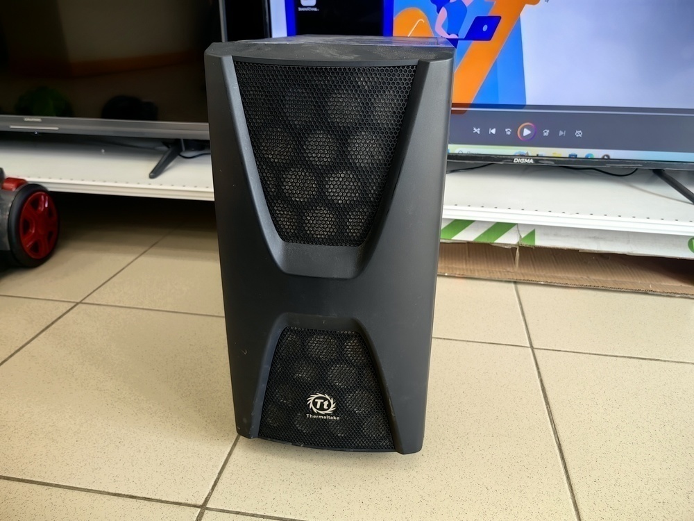 Системный блок THERMALTAKE; Core i5-9400F, GeForce GTX 1660 Super, 16 Гб, 500 Гб, 2 Tb