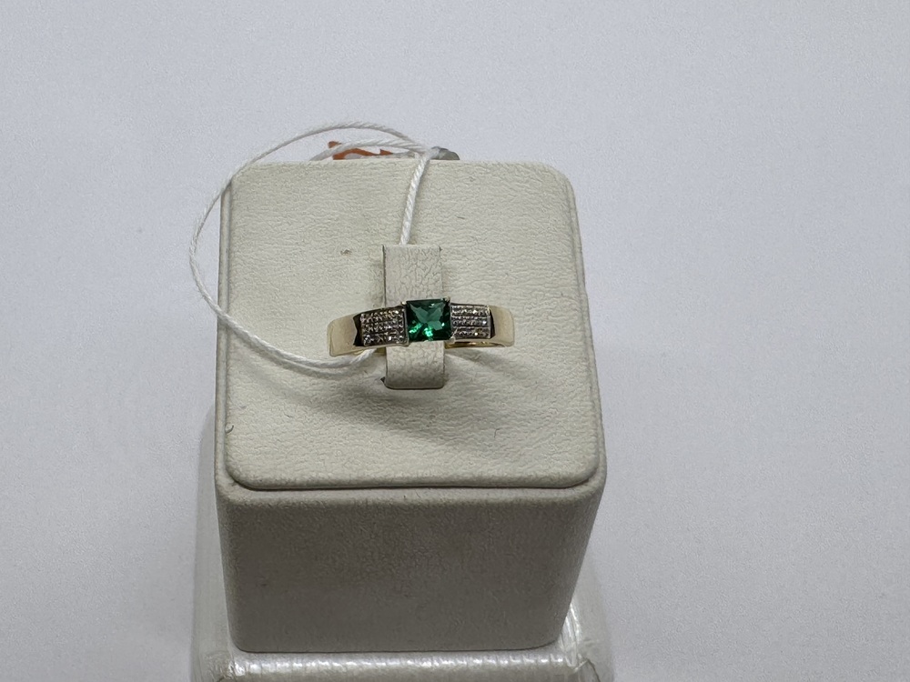 КОЛКМИ585 КОЛЬЦО С КАМНЯМИ (Au 585)