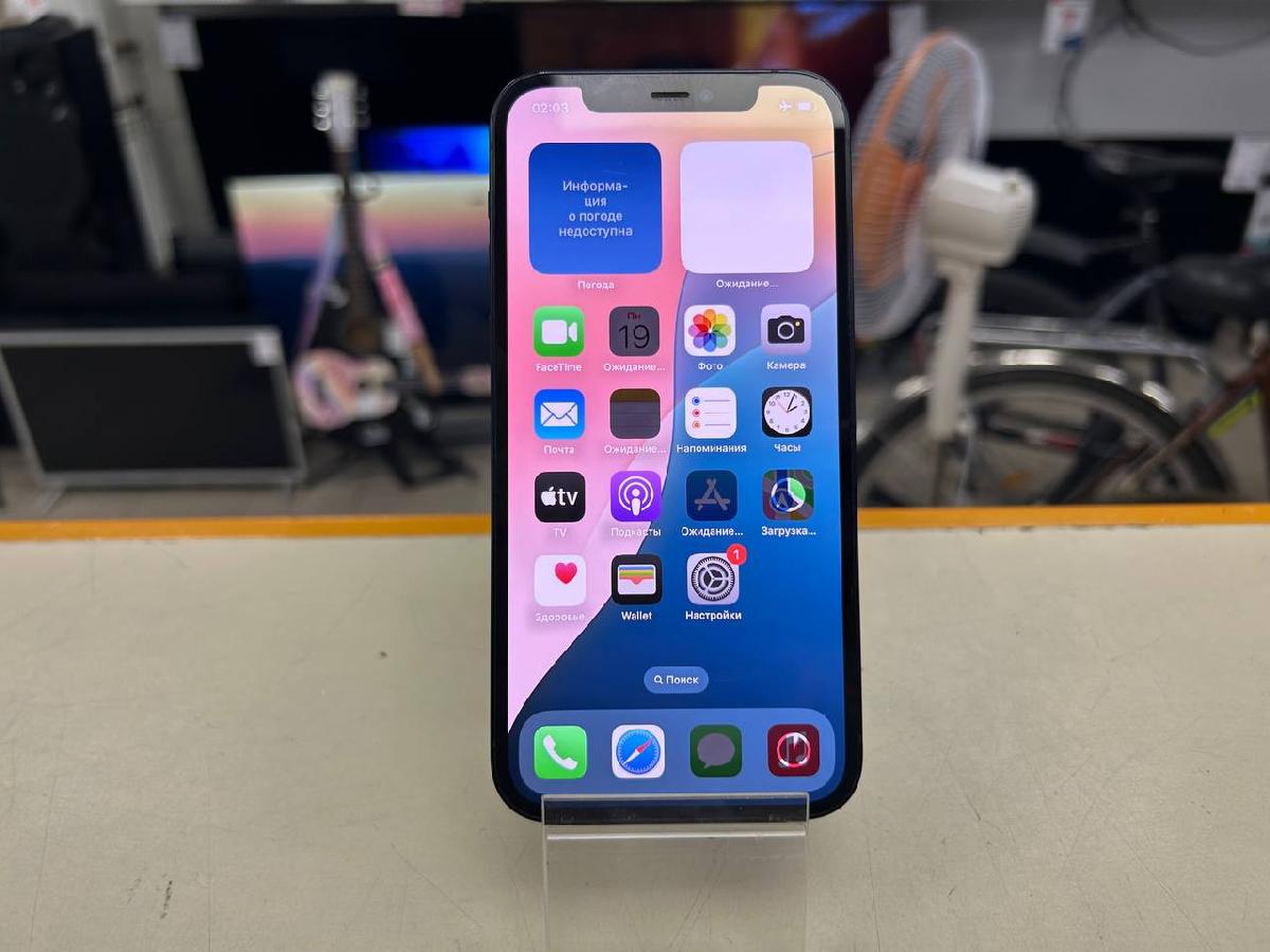 Смартфон Apple iPhone 12 64Gb