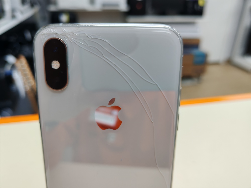 Смартфон Apple iPhone Xs 64Gb