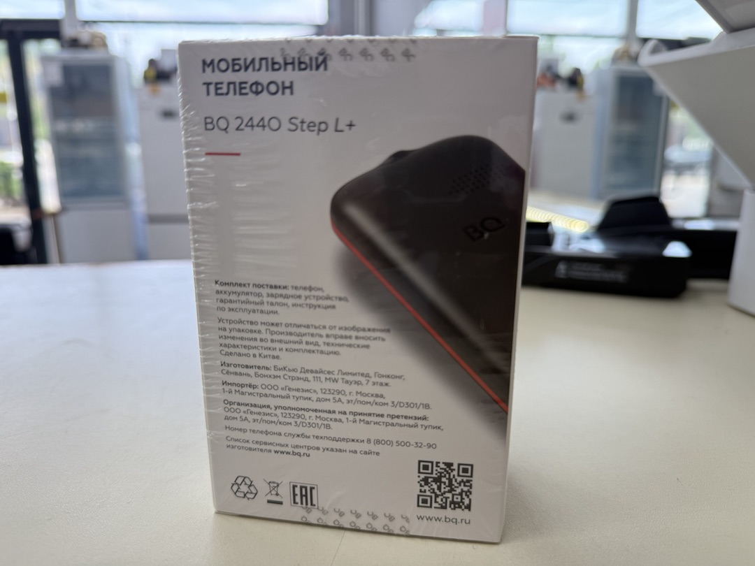 Мобильный телефон BQ 2440