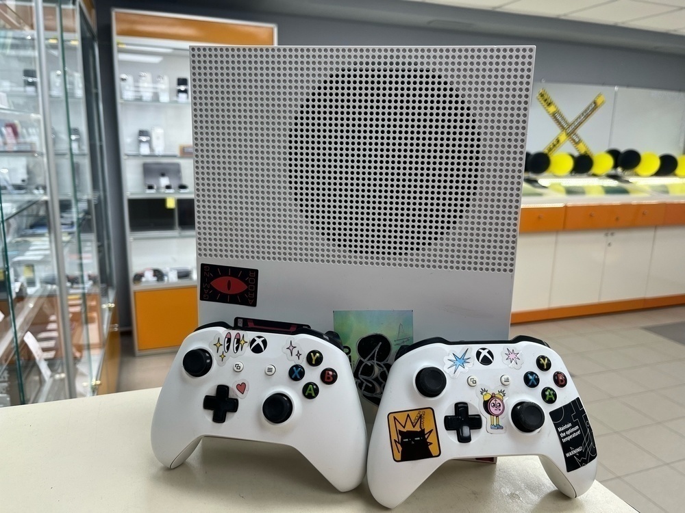 Игровая приставка Xbox One S 500Gb