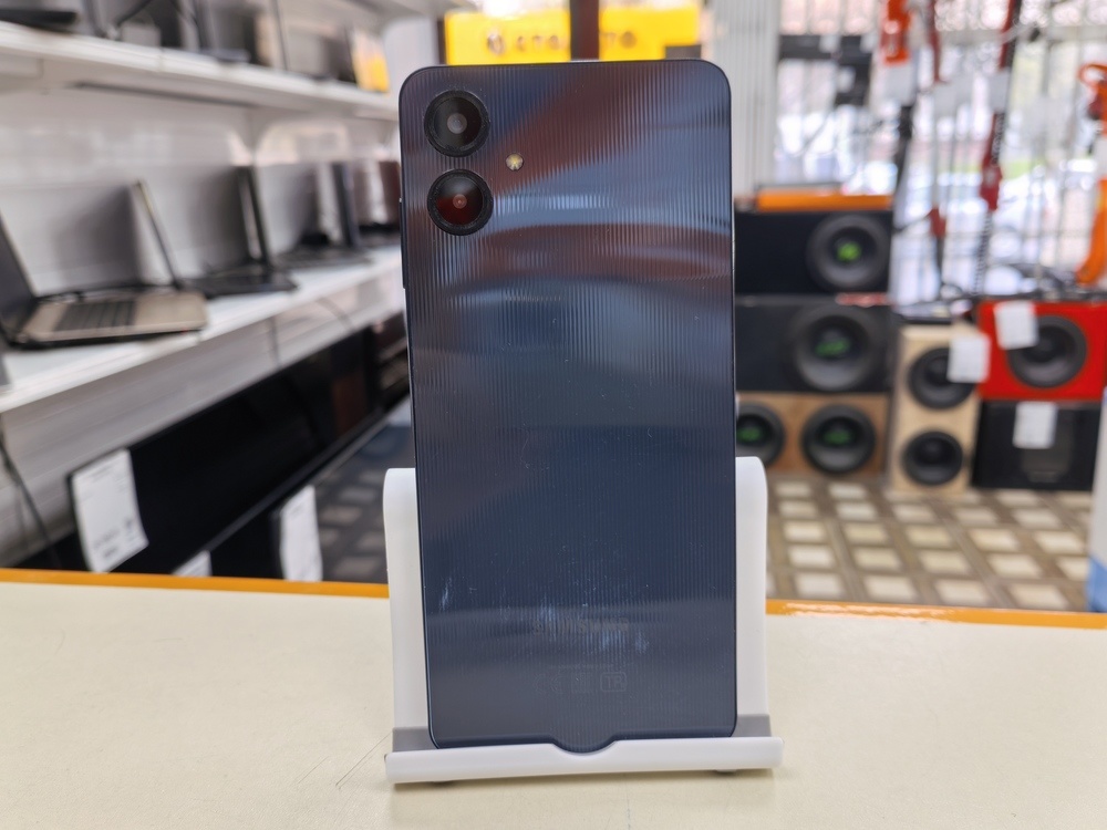 Смартфон Samsung Galaxy A06 4/64