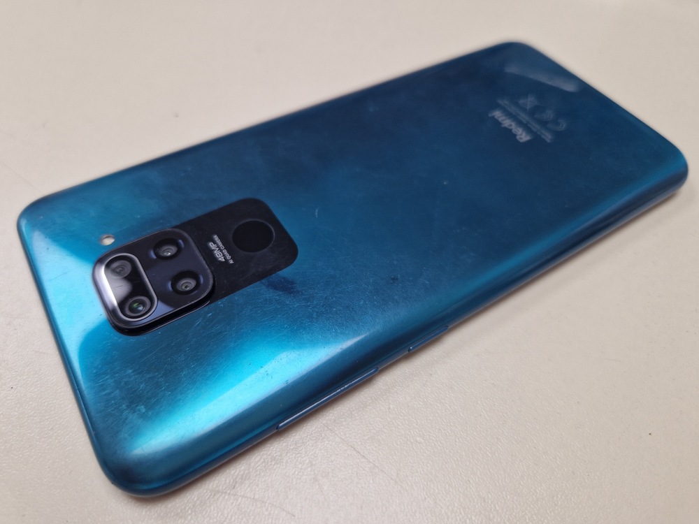 Смартфон Xiaomi Redmi Note 9 3/64