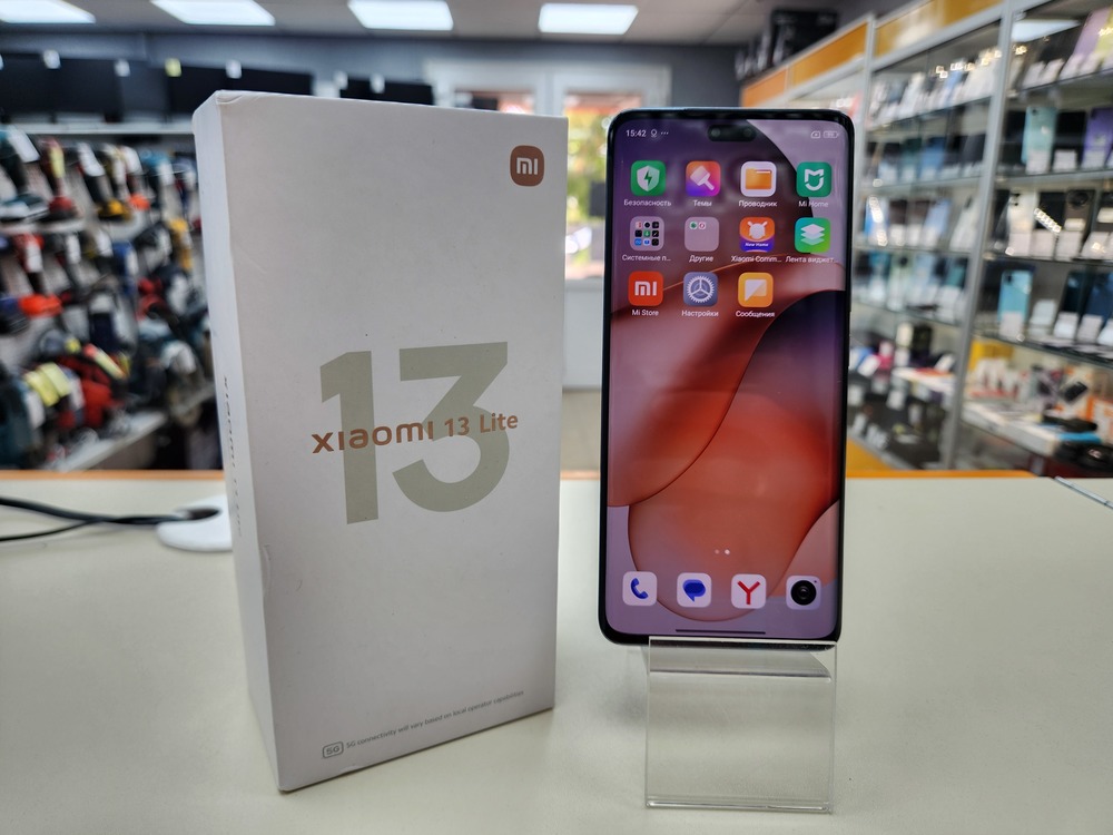 Смартфон Xiaomi 13 lite 8/256