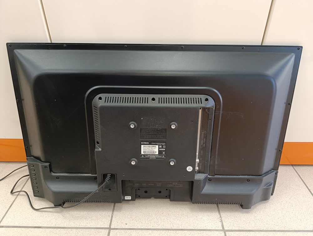 LED Телевизор Irbis 32H1YDX172BS2 Smart TV