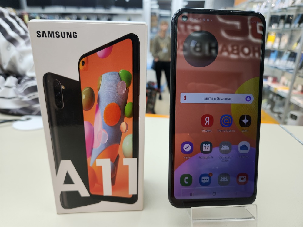 Смартфон Samsung Galaxy A11 2/32