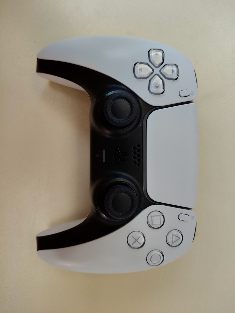 Игровая приставка PlayStation 5 825Gb (С дисководом)