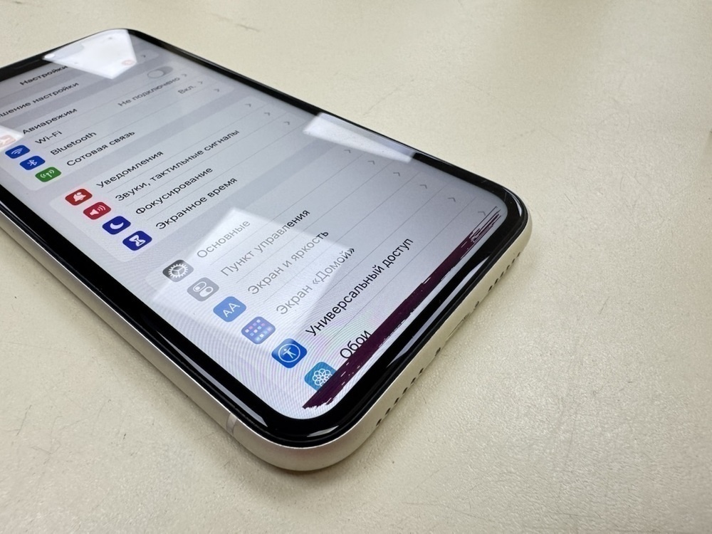 Смартфон Apple iPhone 11 64Gb