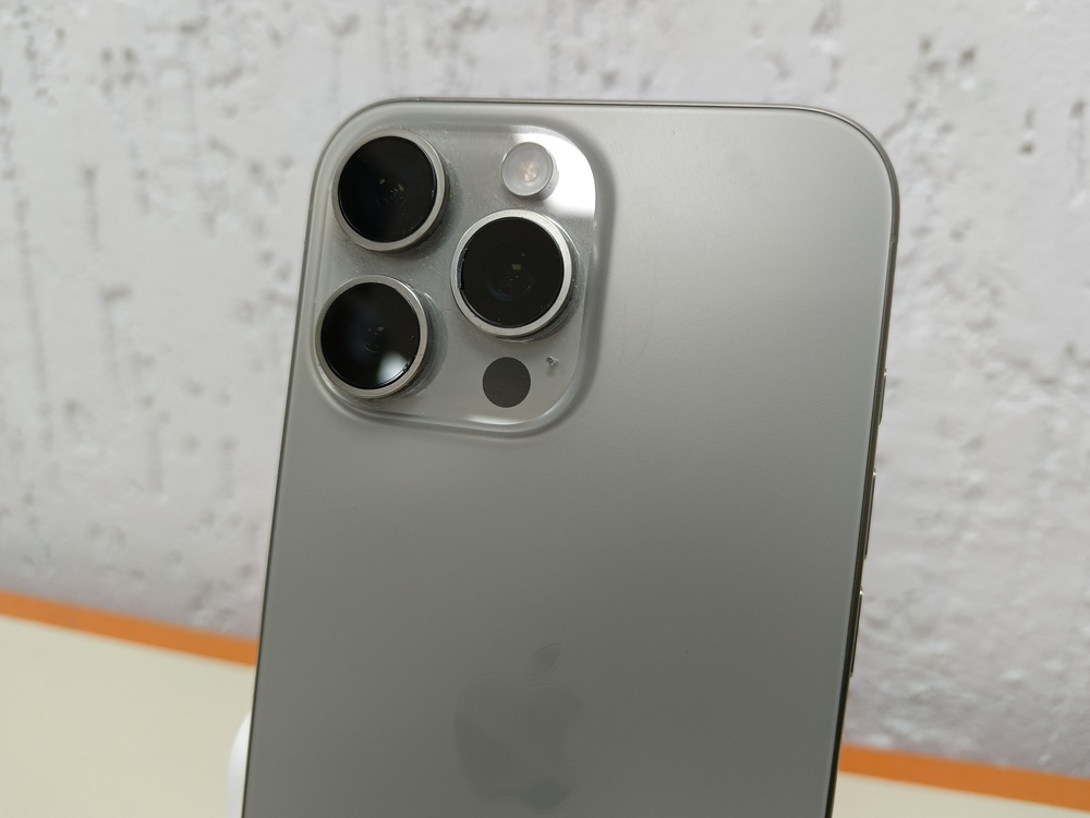 Смартфон Apple Iphone 16 Pro Max 256Gb