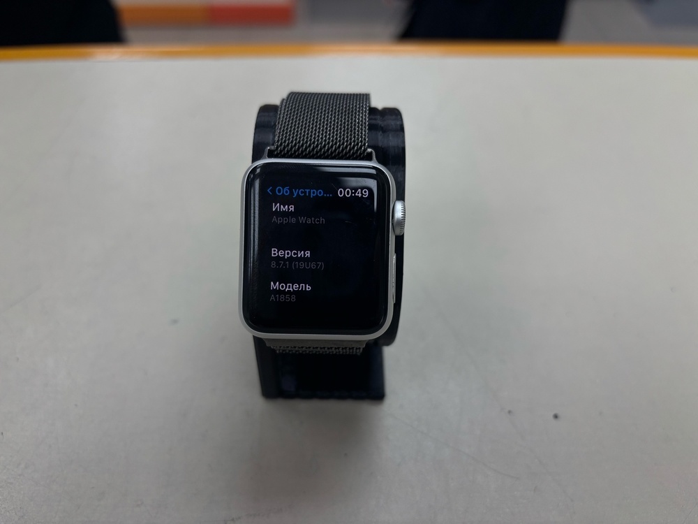 Смарт-часы Apple Watch Series 3 38 мм