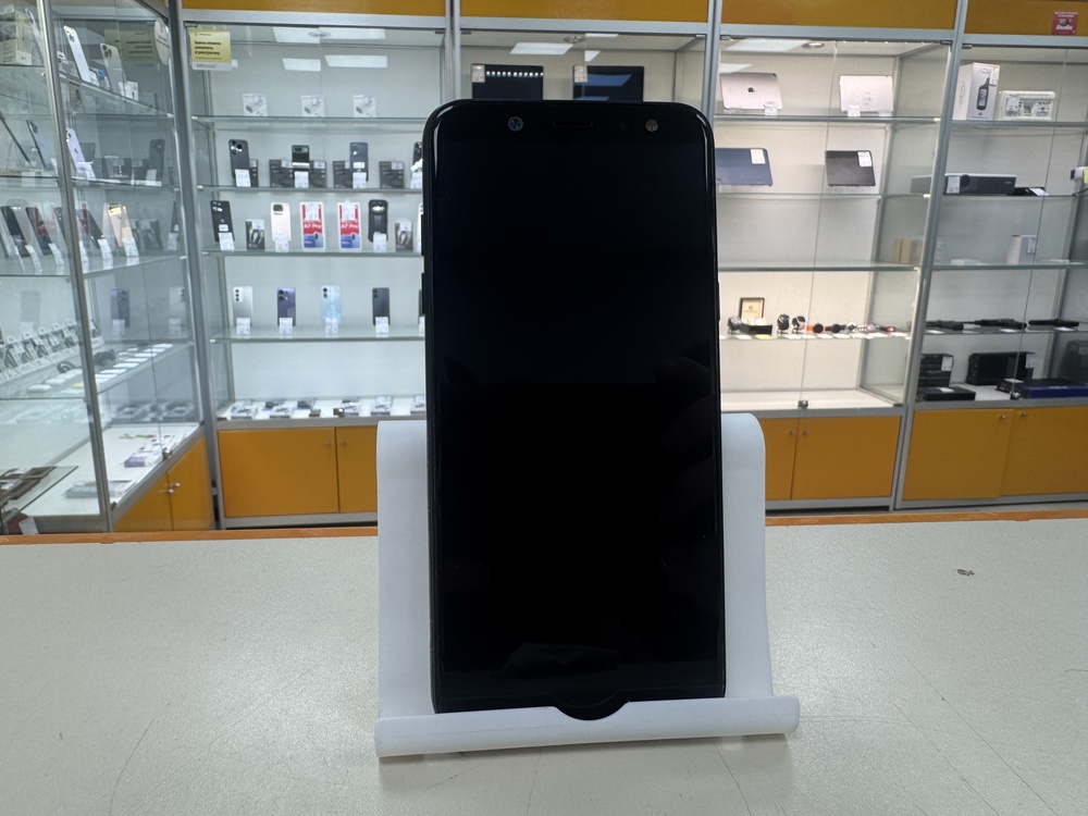 Смартфон Samsung Galaxy A6 3/32