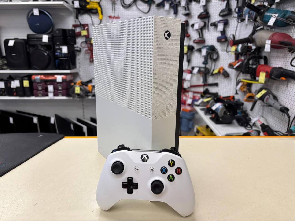 Игровая приставка Xbox One S 1TB
