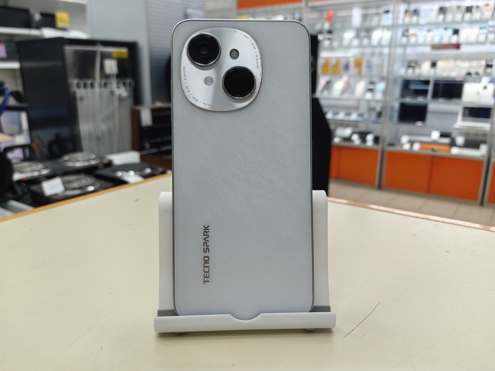 Смартфон Tecno Spark Go1 4/64