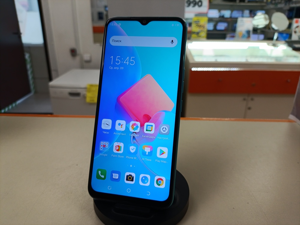 Смартфон Tecno Spark 8C 4/64