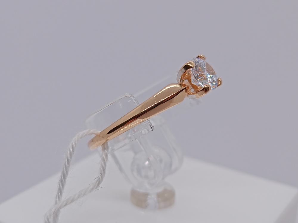 КОЛКМ585 КОЛЬЦО С КАМНЕМ (Au 585)