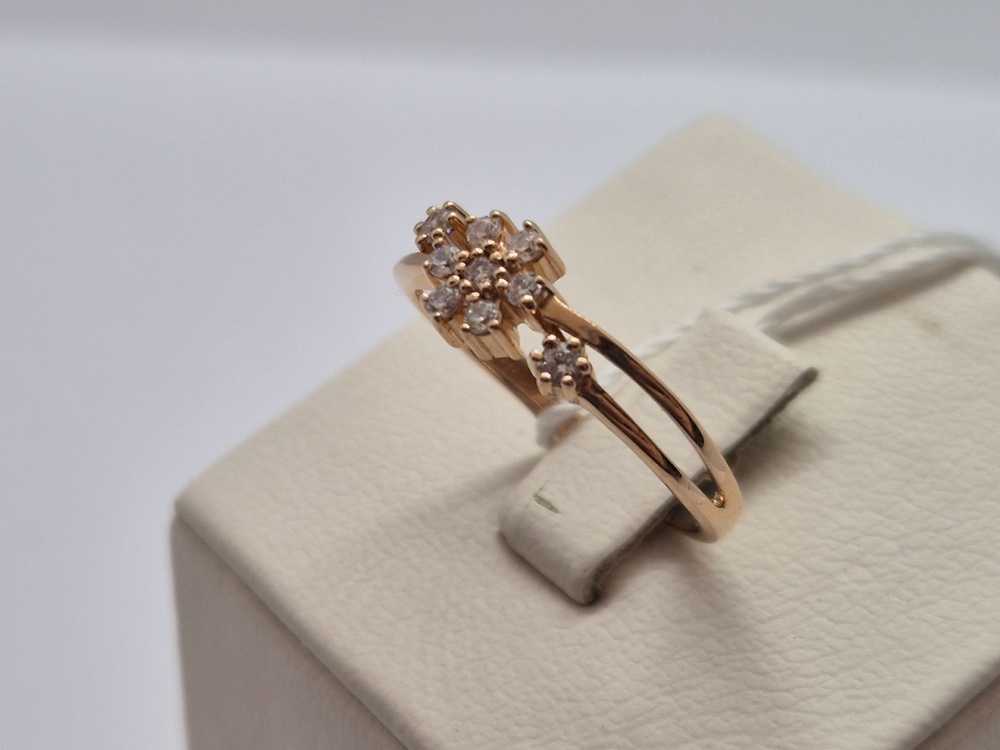 КОЛЬЦО С КАМНЯМИ (Au 585)