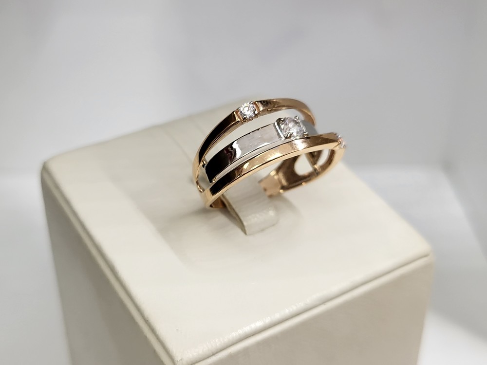 КОЛЬЦО С КАМНЯМИ (Au 585)