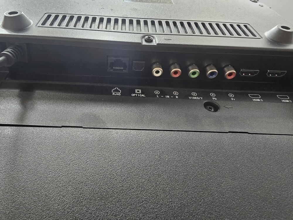 LED Телевизор Haier 43 smart TV DX Light