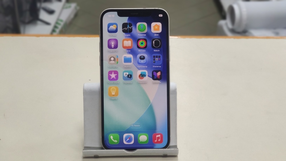 Смартфон Apple iPhone 12 128Gb