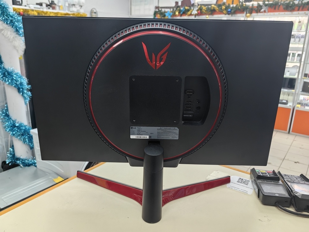 Монитор LG 27GN600
