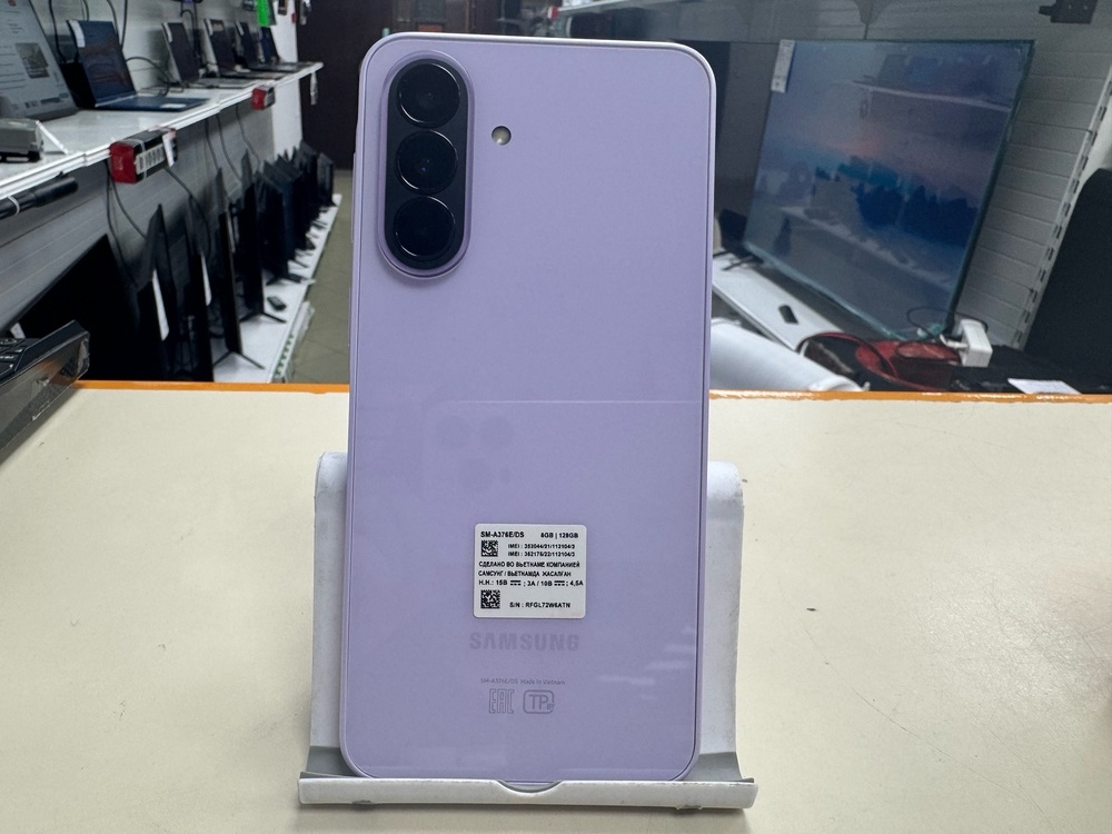 Смартфон Samsung Galaxy A37 5G 6/128