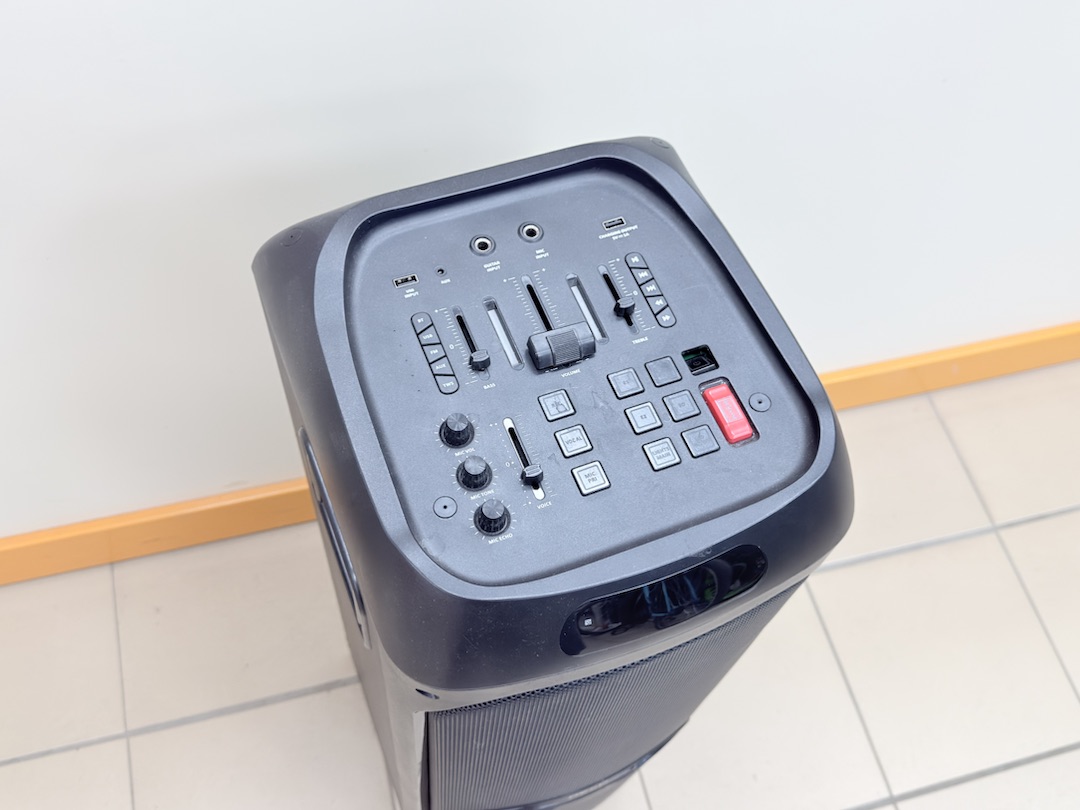 Музыкальный центр Dexp LH-V570