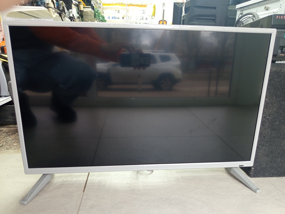 LED Телевизор Dexp F32F7000M/G