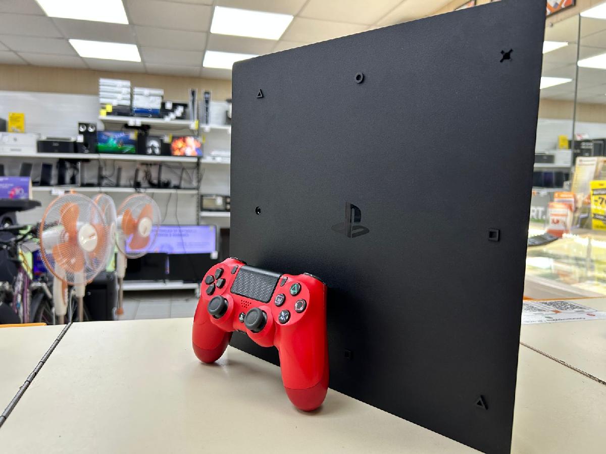 Игровая приставка PlayStation 4 Pro 1Tb Игровая приставка PlayStation 4 Pro 1Tb
