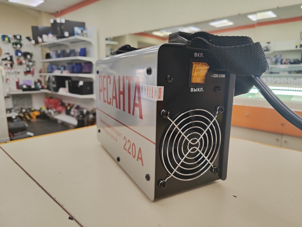 Сварочный аппарат Ресанта САИ-220