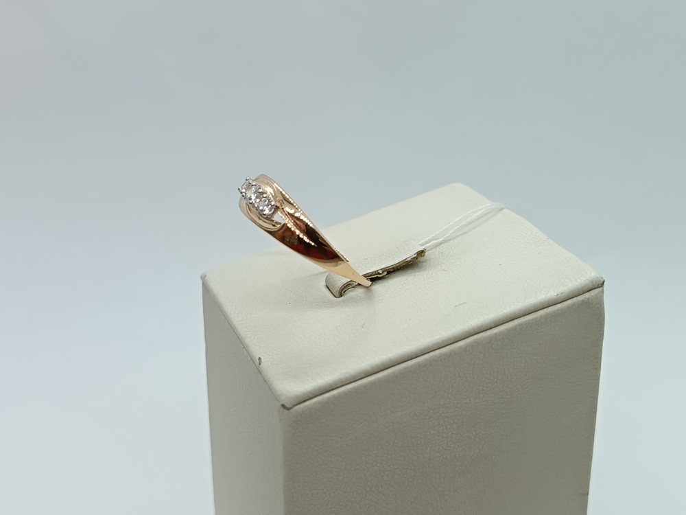 КОЛЬЦО С КАМНЯМИ (Au 585)