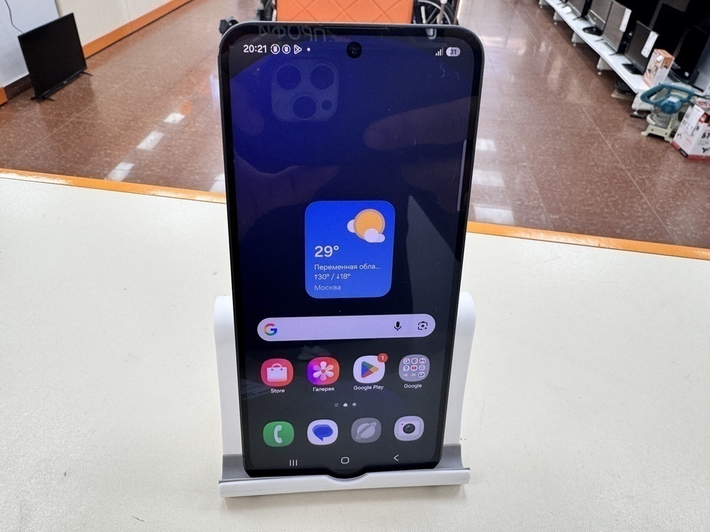 Смартфон Samsung Galaxy S24 FE 8/256